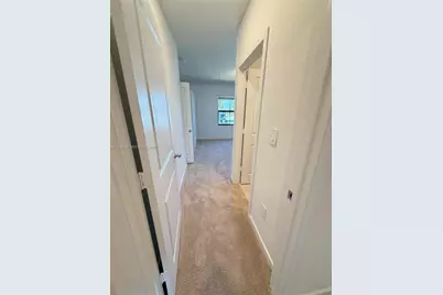 323 NE 16th St, Florida City, FL 33034 - Photo 15