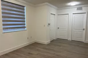 8001 W 36th Ave, Hialeah, FL 33018 - Photo 23