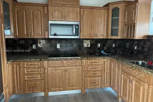 8001 W 36th Ave, Hialeah, FL 33018 - Photo 11