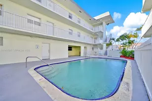 12890 NE 8th Ave, North Miami, FL 33161 - Photo 15