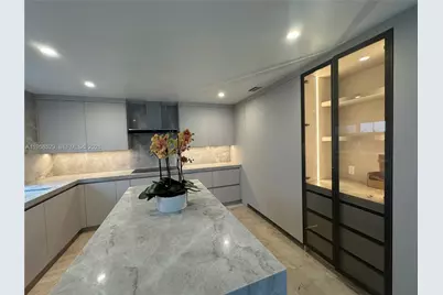 3185 Washington St, Miami, FL 33133 - Photo 3