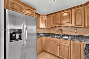 3660 SW 60th Ave, Davie, FL 33314 - Photo 11