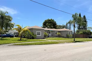 1825 N 24th Ave, Hollywood, FL 33020 - Photo 1