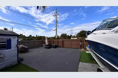 1825 N 24th Ave, Hollywood, FL 33020 - Photo 13