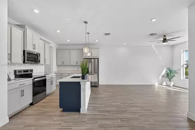 3574 NW Solange Ct, Jensen Beach, FL 34957 - Photo 9