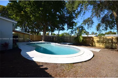 5655 NE 6th Ave, Oakland Park, FL 33334 - Photo 29