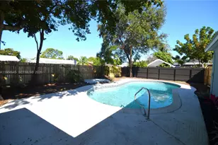 5660 NE 5th Ave, Oakland Park, FL 33334 - Photo 7