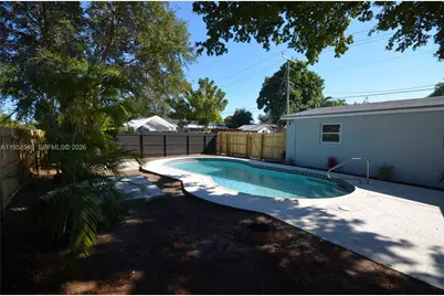 5660 NE 5th Ave, Oakland Park, FL 33334 - Photo 7