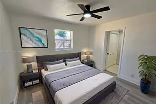 5660 NE 5th Ave, Oakland Park, FL 33334 - Photo 19