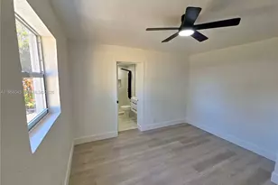 5660 NE 5th Ave, Oakland Park, FL 33334 - Photo 21
