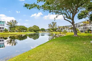 2130 Cambridge F, Deerfield Beach, FL 33442 - Photo 13