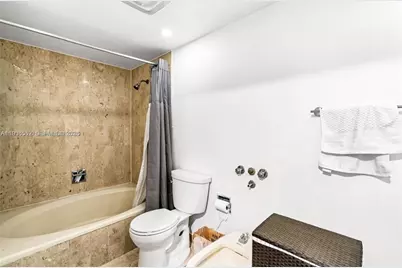 1800 NE 114th St #811, Miami, FL 33181 - Photo 13