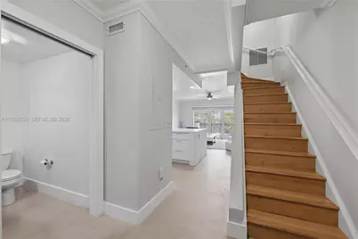 300 Euclid Ave #206, Miami Beach, FL 33139 - Photo 7