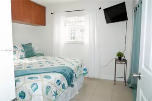 4050 NW 135th St, Opa-Locka, FL 33054 - Photo 11