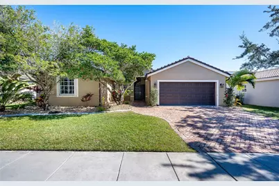 405 SW 198th Ter, Pembroke Pines, FL 33029 - Photo 1