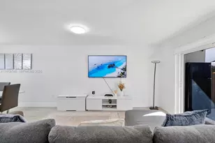 342 NW 114th Ave, Sweetwater, FL 33172 - Photo 5