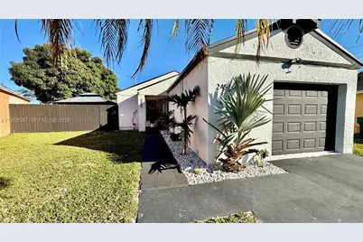 2451 SW 85th Ter #2451, Miramar, FL 33025 - Photo 1