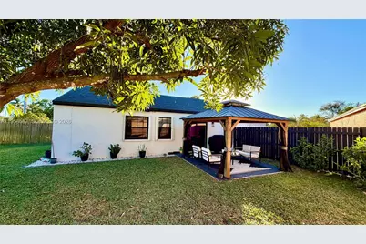 2451 SW 85th Ter #2451, Miramar, FL 33025 - Photo 17