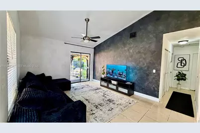 2451 SW 85th Ter #2451, Miramar, FL 33025 - Photo 5