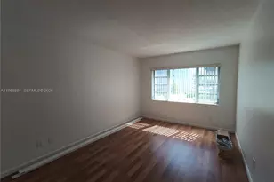 450 Golden Isles Dr, Hallandale Beach, FL 33009 - Photo 15