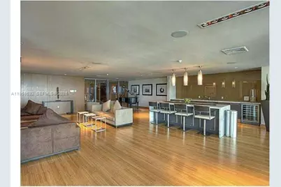 900 Biscayne Blvd #3810, Miami, FL 33132 - Photo 11