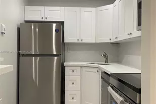 7175 NW 179th St, Hialeah, FL 33015 - Photo 13