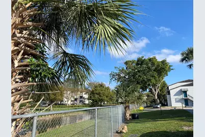 7175 NW 179th St #302, Hialeah, FL 33015 - Photo 39