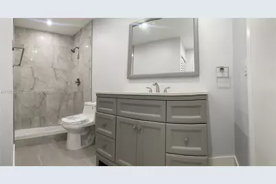 7175 NW 179th St #302, Hialeah, FL 33015 - Photo 25