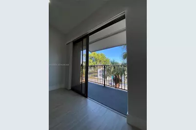 7175 NW 179th St #302, Hialeah, FL 33015 - Photo 33