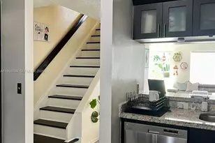 271 Duval Ct, Weston, FL 33326 - Photo 5