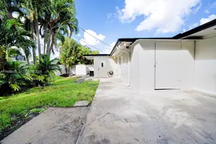 7884 NW 175th St, Hialeah, FL 33015 - Photo 29