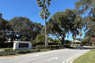 803 Silverleaf Oak Ct, Palm Beach Gardens, FL 33410 - Photo 5