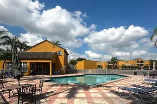 9731 Fontainebleau Blvd, Miami, FL 33172 - Photo 11