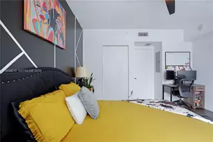 185 SW 7th St, Miami, FL 33130 - Photo 3