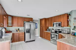 5337 NW 113th Pl, Doral, FL 33178 - Photo 13