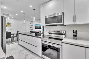 560 N Perviz Ave, Opa-Locka, FL 33054 - Photo 15