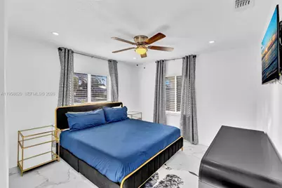 560 N Perviz Ave, Opa-Locka, FL 33054 - Photo 35