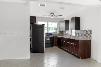 4133 SW 52nd St, Dania Beach, FL 33314 - Photo 13