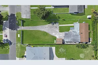 4133 SW 52nd St, Dania Beach, FL 33314 - Photo 1