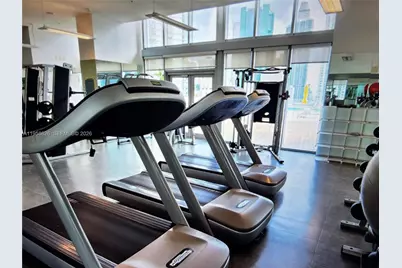 92 SW 3rd St #3703, Miami, FL 33130 - Photo 5