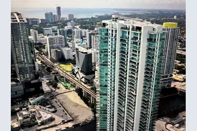 92 SW 3rd St #3703, Miami, FL 33130 - Photo 1