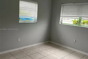 7670 SW 82nd St, Miami, FL 33143 - Photo 7