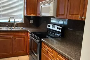7670 SW 82nd St, Miami, FL 33143 - Photo 5