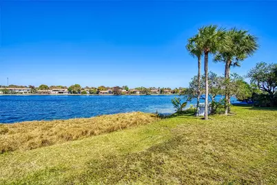 671 NE 195th St #111E, Miami, FL 33179 - Photo 33