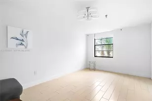 671 NE 195th St, Miami, FL 33179 - Photo 21