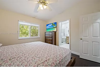 20877 NW 4th St, Pembroke Pines, FL 33029 - Photo 15