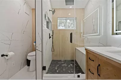 20877 NW 4th St, Pembroke Pines, FL 33029 - Photo 17