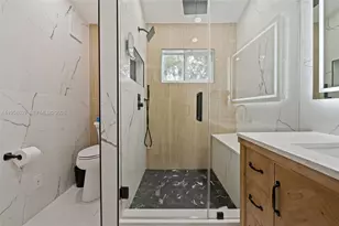 20877 NW 4 St, Pembroke Pines, FL 33029 - Photo 17