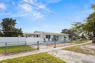 821 N 73rd Ter, Hollywood, FL 33024 - Photo 31