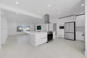 3909 Garden Ave, Miami Beach, FL 33140 - Photo 1